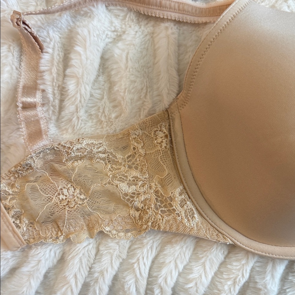 Wacoal Lace Nude Bra Set - Picture 3 of 4